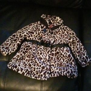Leopard print faux fur jacket